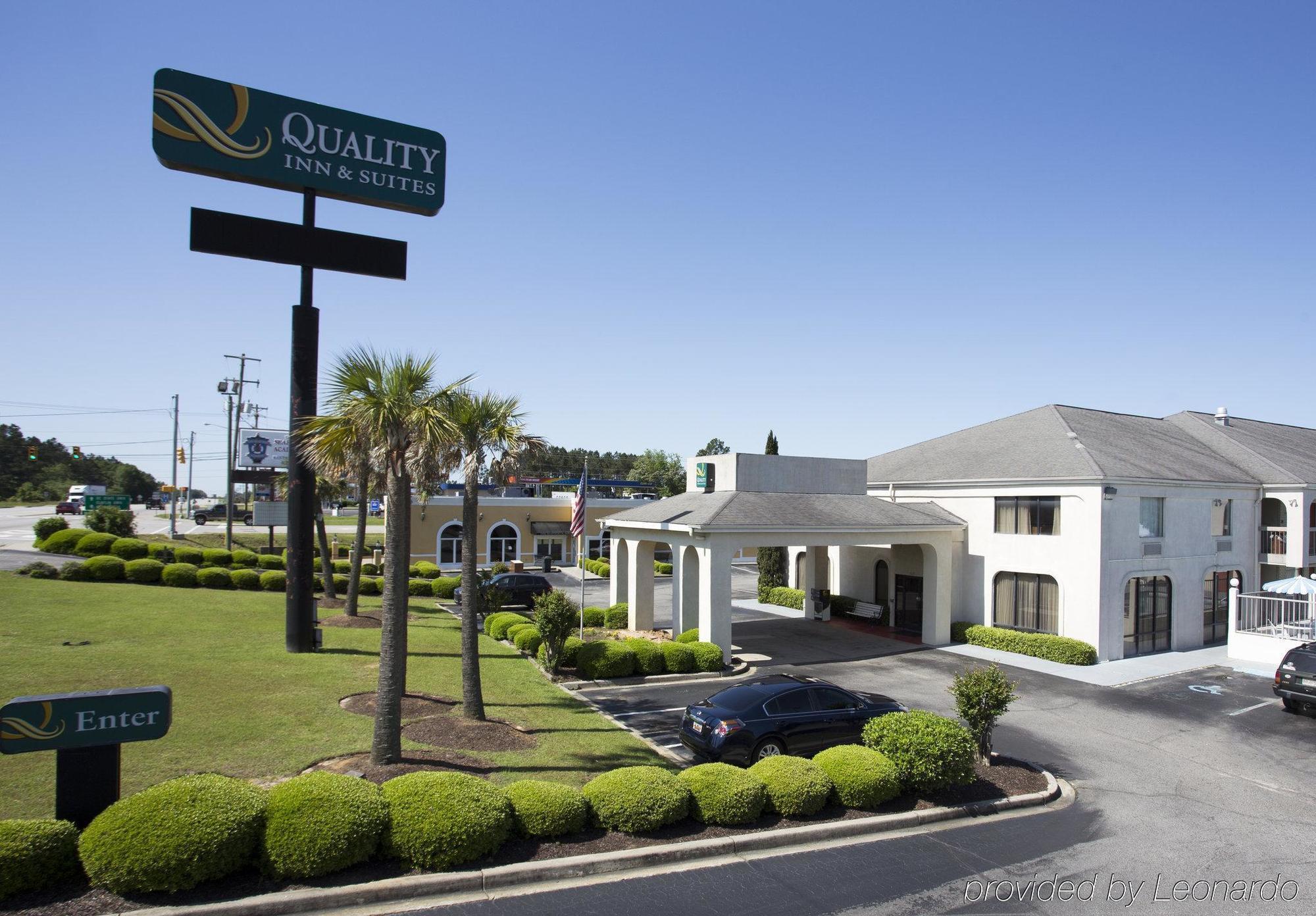 Quality Inn & Suites Orangeburg Exteriör bild